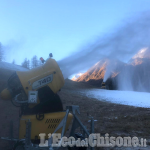 Prali: i cannoni hanno iniziato a produrre neve programmata ma l'apertura è ancora lontana