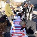 Studenti al freddo: presidio davanti all'Istituto Buniva di Pinerolo