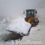 Strada dell&#039;Assietta: chiusura prorogata per neve, il 15 giugno riapre il Colle delle Finestre