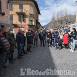 Val Pellice: protesta pacifica degli ambulanti del  settore non alimentare