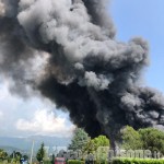 Incendio di Roletto: l'Arpa sta effettuando le prime rilevazioni delle sostanze nell'aria e sulle ricadute dei fumi