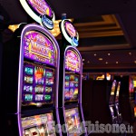 Gioco d'azzardo: le slot tornano nelle tabaccherie