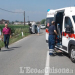 Virle: auto fuori strada sulla Provinciale per Carignano, due feriti