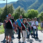Embedded thumbnail for La manifestazione: le valli Chisone e Germanasca con i sindaci per chiedere risposte per la montagna